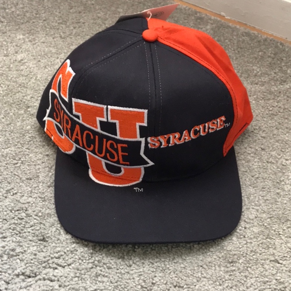 Syracuse hat never worn